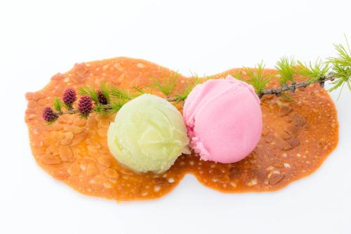 This photo about Hotel les Gardettes shared on HyHotel.com