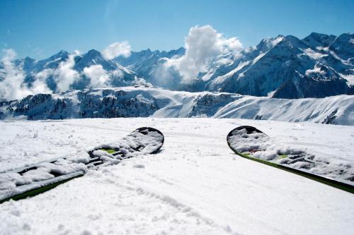Sports and activities, Hotel Le Tremplin in Meribel Sports and activities, Hotel Le Tremplin in Meribel
