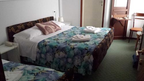 Hotel Mirabeau in Civenna Hotel Mirabeau in Civenna