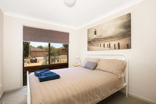 Aloha - Pet & Family Friendly - 10 Min Walk to Beach in Shoalhaven Heads Aloha - Pet & Family Friendly - 10 Min Walk to Beach in Shoalhaven Heads