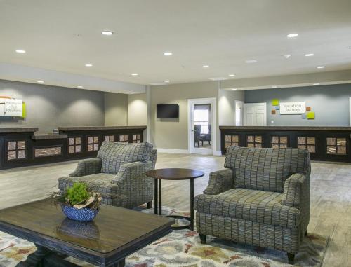 Well-appointed Accomodations with Lovely Views of Fox River,IL in Sheridan (IL) Well-appointed Accomodations with Lovely Views of Fox River,IL in Sheridan (IL)