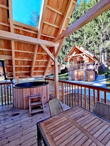 Balcony/terrace, Ribno Luxury Glamping in Bled Balcony/terrace, Ribno Luxury Glamping in Bled