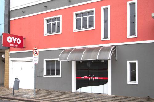 入口, City Hotel, Curitiba in 庫里奇巴市中心 入口, City Hotel, Curitiba in 庫里奇巴市中心