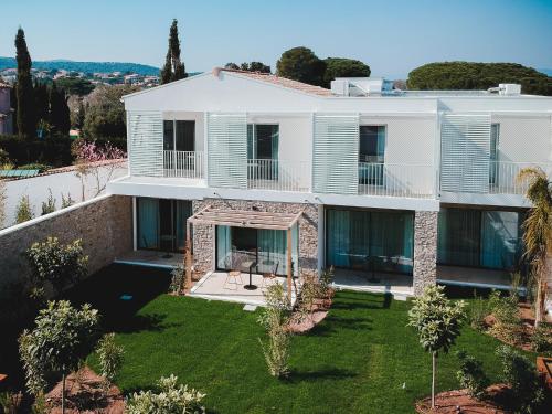 Unterkunft von außen, Van der Valk Hotel Bloom Saint Aygulf in Frejus Unterkunft von außen, Van der Valk Hotel Bloom Saint Aygulf in Frejus