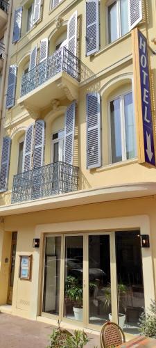 المرافق, Nouvel Hotel in سانت - رافائيل المرافق, Nouvel Hotel in سانت - رافائيل