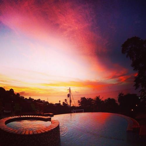 สระว่ายน้ำ, La Jolie - Luxury Ocean View Villa in แบล็กร็อค สระว่ายน้ำ, La Jolie - Luxury Ocean View Villa in แบล็กร็อค