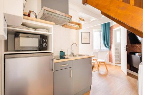 Cocina, Appartement T2- Indus' appart'/ WIFI / PARKING in Angouleme Cocina, Appartement T2- Indus' appart'/ WIFI / PARKING in Angouleme