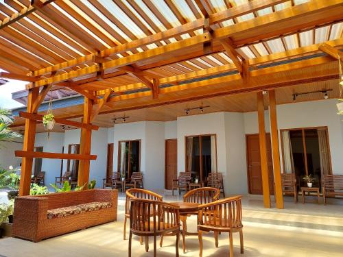 OASIS HOTEL in Ampana OASIS HOTEL in Ampana
