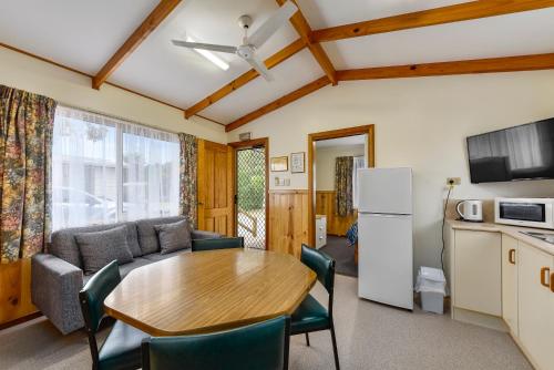 Millicent Hillview Caravan Park in Millicent Millicent Hillview Caravan Park in Millicent