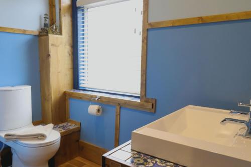 Bathroom, Tarbat View in Helmsdale Bathroom, Tarbat View in Helmsdale