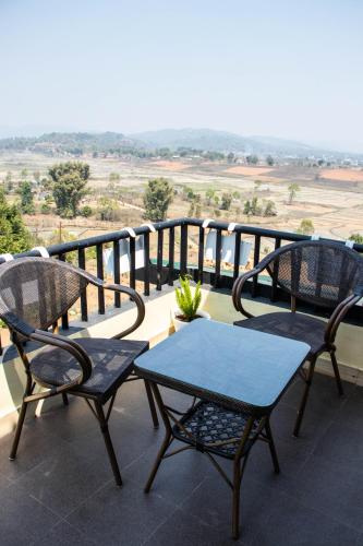 Balcony/terrace, The Arcadia Pool and Villa - Umroi in Umsning Balcony/terrace, The Arcadia Pool and Villa - Umroi in Umsning