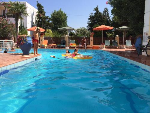 This photo about Bueno Hotel shared on HyHotel.com