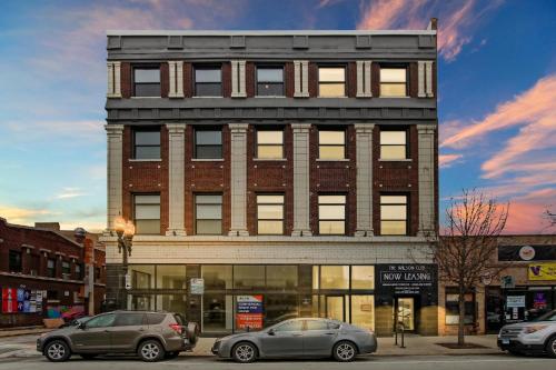 Modish Uptown Studio Apt in Chicago - Wilson 417 ALL REP in Uptown Modish Uptown Studio Apt in Chicago - Wilson 417 ALL REP in Uptown