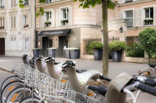Sisäänkäynti, Hotel Acanthe - Boulogne Billancourt in Boulogne-Billancourt Sisäänkäynti, Hotel Acanthe - Boulogne Billancourt in Boulogne-Billancourt