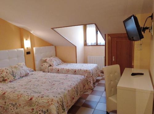 Hostal Don Jaime I y II in Segovia Hostal Don Jaime I y II in Segovia