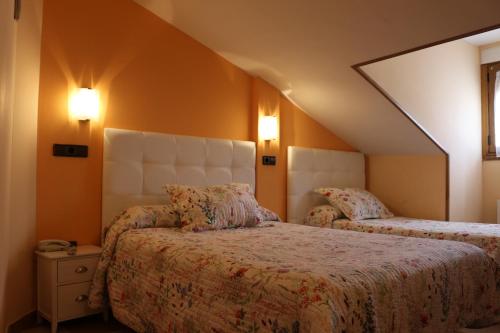 Hostal Don Jaime I y II in Segovia Hostal Don Jaime I y II in Segovia