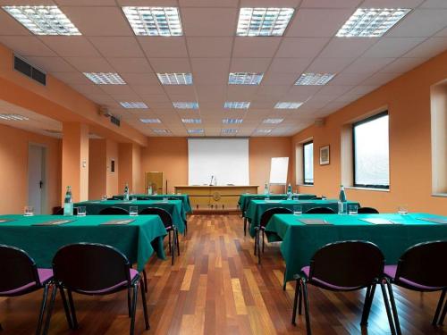Business center, Hotel Bifi in Casalmaggiore Business center, Hotel Bifi in Casalmaggiore