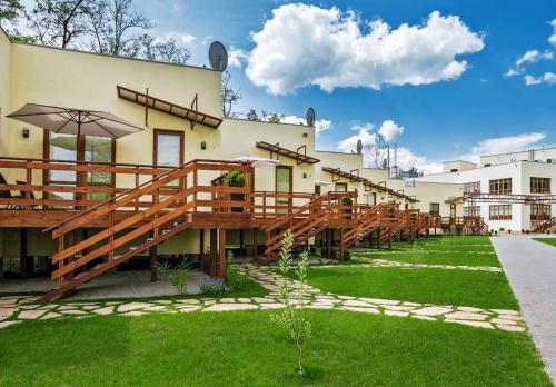 This photo about Dacha na Desne shared on HyHotel.com