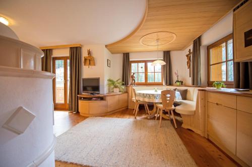 Facilities, Chalet Prinoth in Ritten Facilities, Chalet Prinoth in Ritten