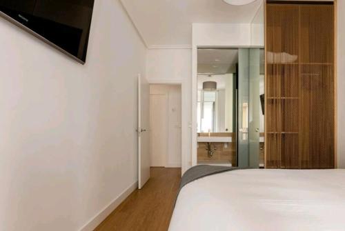 Three-Bedroom Apartment image 2