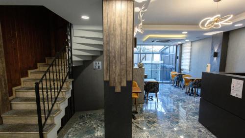 Pub/Área de Estar, Musk24H in İstanbul Pub/Área de Estar, Musk24H in İstanbul