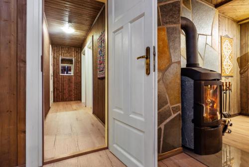 Skeikampen cabin with mountain view, jacuzzi and 8 bedrooms in Svingvoll Skeikampen cabin with mountain view, jacuzzi and 8 bedrooms in Svingvoll