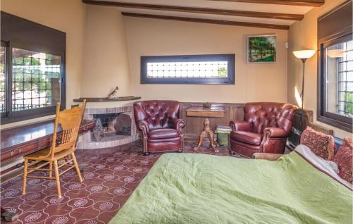 Amazing home in Cabrils with 4 Bedrooms, WiFi and Outdoor swimming pool in Cabrils Amazing home in Cabrils with 4 Bedrooms, WiFi and Outdoor swimming pool in Cabrils