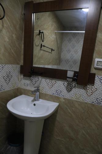 Μπάνιο, Eco Hostel in Ραμάλα Μπάνιο, Eco Hostel in Ραμάλα