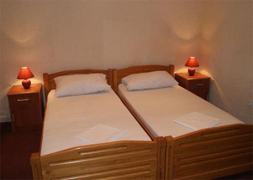 This photo about Rog Dogg Rooms shared on HyHotel.com