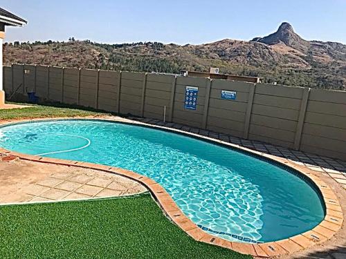 Swimmingpool, Mantenga Hillview in Lobamba Swimmingpool, Mantenga Hillview in Lobamba