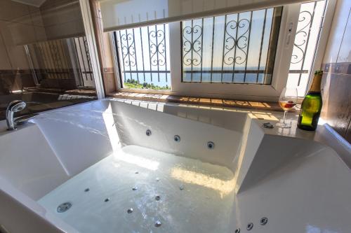 Zen Luxury Villa in Rijeka Rezevici Zen Luxury Villa in Rijeka Rezevici
