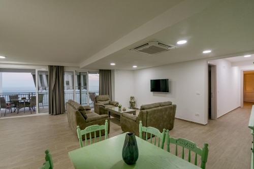 Zen Luxury Villa in Rijeka Rezevici Zen Luxury Villa in Rijeka Rezevici