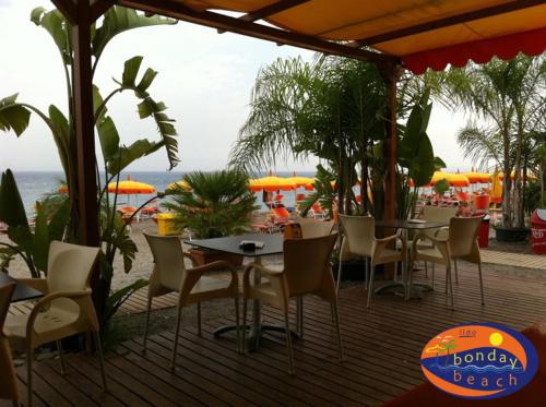 This photo about Holiday Sun Lodge Appartamento vacanze shared on HyHotel.com