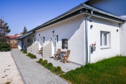 Entrance, Chesscom Apartments in 19. Kispest Entrance, Chesscom Apartments in 19. Kispest