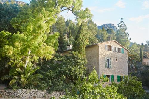 Buitenkant, Hostal Miramar in Deya Buitenkant, Hostal Miramar in Deya