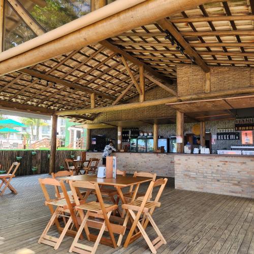 Restaurant, Rei dos Mares Suítes (Rei dos Mares Suites) in Ubatuba Restaurant, Rei dos Mares Suítes (Rei dos Mares Suites) in Ubatuba