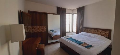 Furnished Apartments Near McDonald's Al-Madina Al-Monawara St - image 13