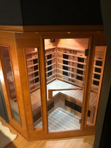 Sauna, PAUSE NATURE SORBAIS Chambre avec SPA, SAUNA, STREAMING et arrivée autonome (PAUSE NATURE SORBAIS Chambre avec SPA, SAUNA, STREAMING et arrivee autonome) in Perona Sauna, PAUSE NATURE SORBAIS Chambre avec SPA, SAUNA, STREAMING et arrivée autonome (PAUSE NATURE SORBAIS Chambre avec SPA, SAUNA, STREAMING et arrivee autonome) in Perona