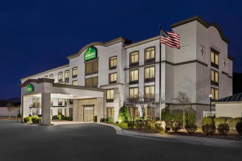 وينجيت باي ويندهام ساوث بورت (Wingate by Wyndham Southport) in Southport وينجيت باي ويندهام ساوث بورت (Wingate by Wyndham Southport) in Southport