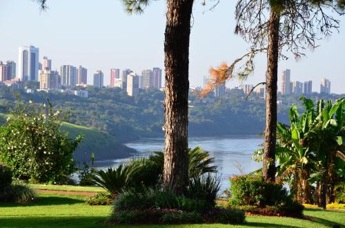 Jardín, Hotel Casino Acaray in Ciudad del este Jardín, Hotel Casino Acaray in Ciudad del este