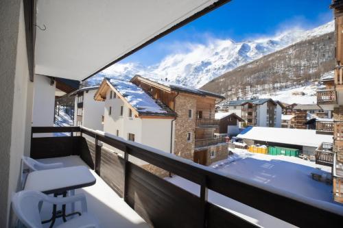 Haus Slalom in Saas-Fee City Center Haus Slalom in Saas-Fee City Center