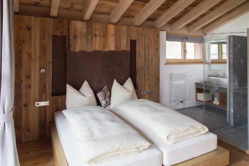 This photo about Mountainlodge Luxalpine shared on HyHotel.com