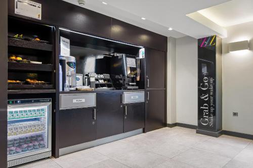 Eten en drinken, Aparthotel Roomzzz Nottingham City near Nottingham Castle Museum & Art Gallery Eten en drinken, Aparthotel Roomzzz Nottingham City near Nottingham Castle Museum & Art Gallery