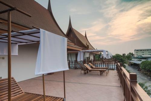 Balcony/terrace, Thaihome Resort in Bang Yai Balcony/terrace, Thaihome Resort in Bang Yai
