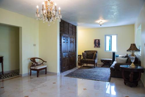 Blue Lotus Villa in Whitehouse Blue Lotus Villa in Whitehouse