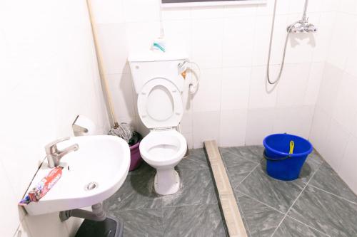 Bilik Mandi, Easyinn Shortlet Apartment in Port Harcourt Bilik Mandi, Easyinn Shortlet Apartment in Port Harcourt