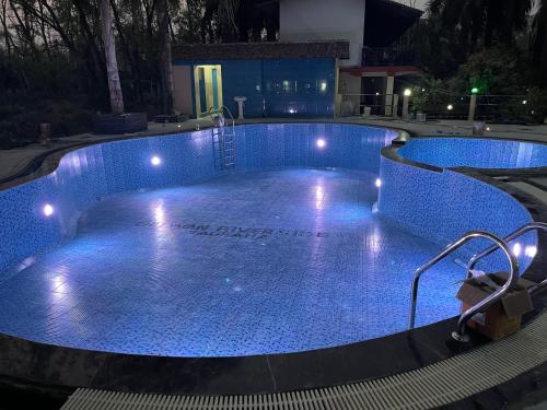 Kilátás, OYO 556 Chitwan Riverside Resort in Chitwan Kilátás, OYO 556 Chitwan Riverside Resort in Chitwan