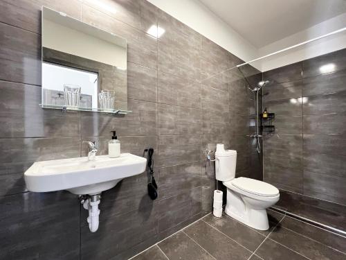 ห้องน้ำ, Nussbaum Panzio in เคสเซลี ห้องน้ำ, Nussbaum Panzio in เคสเซลี