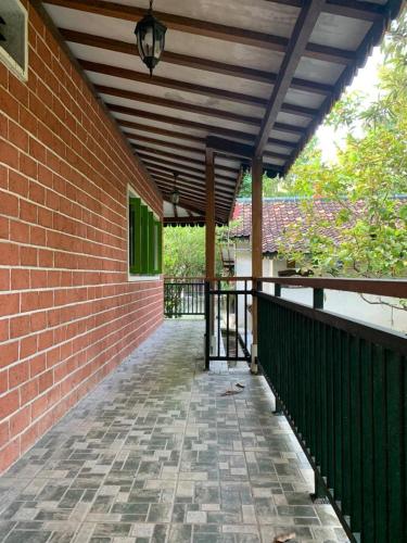 Sonosewu Guesthouse Syariah in 카시한 Sonosewu Guesthouse Syariah in 카시한