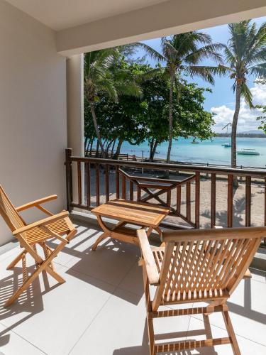 מרפסת, Le Peninsula Bay Beach Resort & Spa in האי מאוריציוס מרפסת, Le Peninsula Bay Beach Resort & Spa in האי מאוריציוס